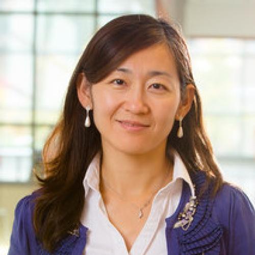 Leslie Ying headshot image