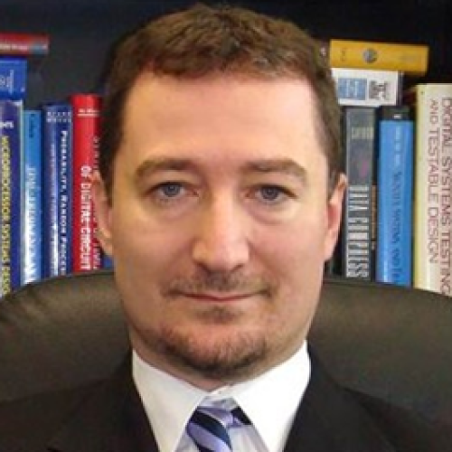 Erdal Oruklu headshot