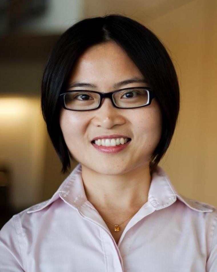 Zhen Xu headshot