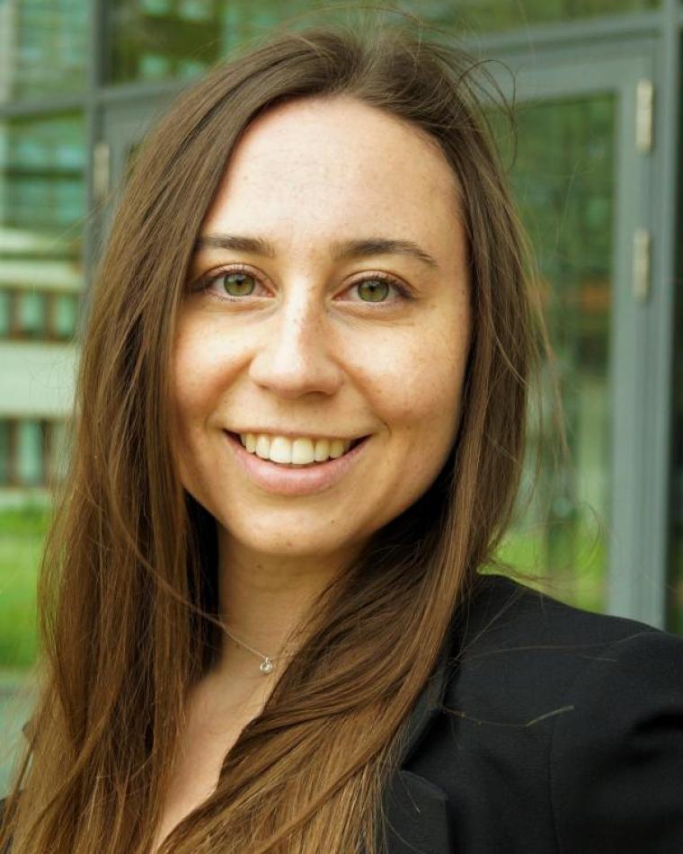 Madeleine Hertel headshot